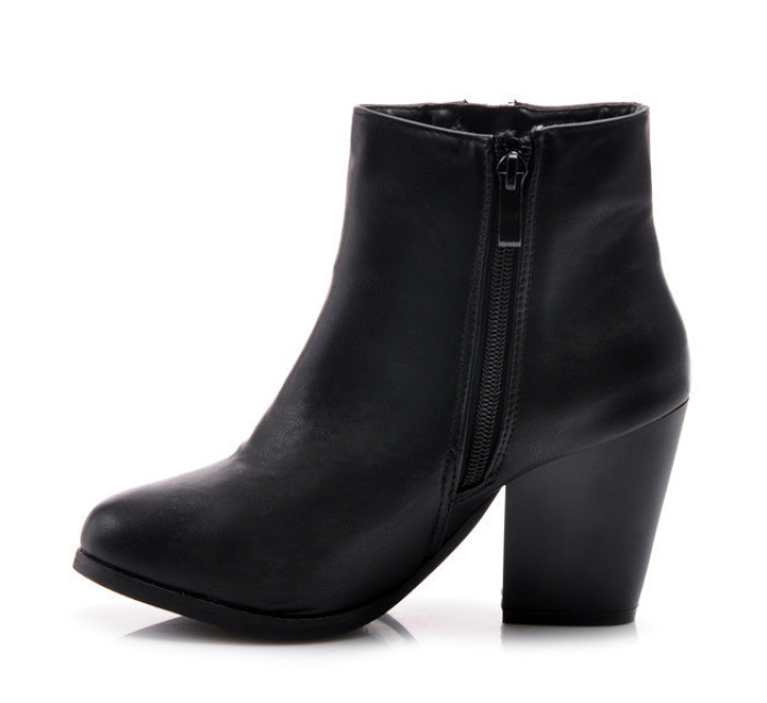 černé kotníčkové dámské boty s zipem model 1659903 - AMERICAN CLUB