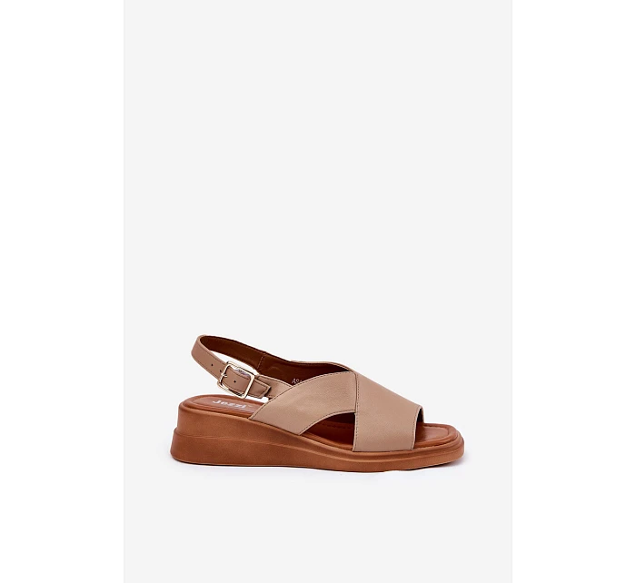 Dámské sandály ASA266-9 Quilara hnědé - Jezzi Dámské sandály ASA266-9 Quilara hnědé - Jezzi