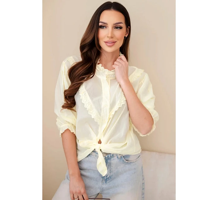 Dámská bavlněná košile s krajkou a zavazováním žlutá