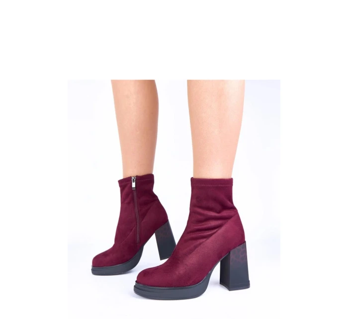 Boty na podpatku model 222035 Solea Boty na podpatku model 222035 Solea