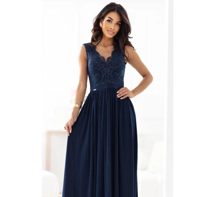 dlouhé elegantní maxi šaty s krajkovým a rozparkem na nohou tmavě modré model 21318836 - numoco