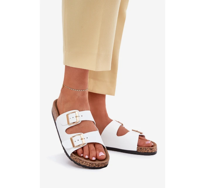 Dámské sandály s přezkami z ekologické kůže bílé model 21701643 - EVENTO