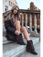 Dámské kotníkové boty na podpatku s třásněmi a zlatými přezkami čokoládové Evelisse Dámské kotníkové boty na podpatku s třásněmi a zlatými přezkami čokoládové Evelisse