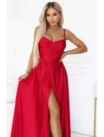 646-3 Dlouhé společenské šaty bez ramínek s rozparkem na nohou - červené