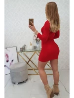 Šaty s knoflíkovým výstřihem červené Šaty s knoflíkovým výstřihem červené