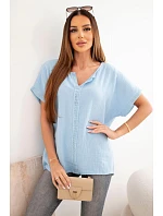 Dámská bavlněná oversize halenka s výstřihem do V a krajkou modrá Dámská bavlněná oversize halenka s výstřihem do V a krajkou modrá