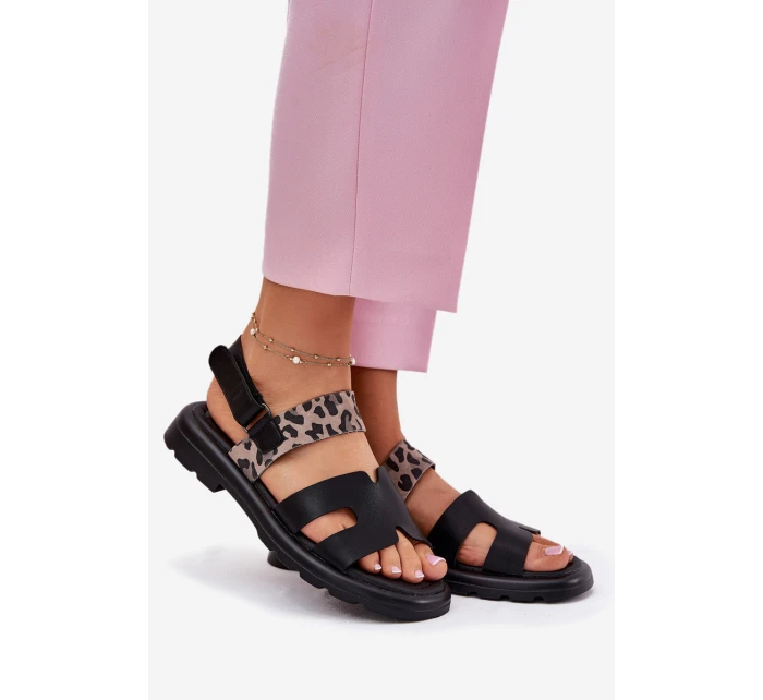 Kožené Dámské Sandály Na Plochém Podpatku Panterka model 21697793 Černé - VINCEZA