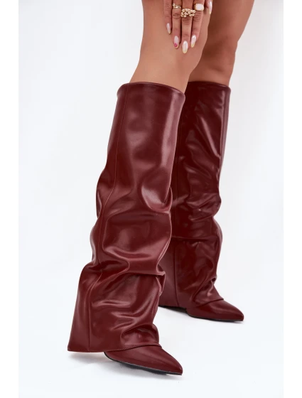 Zateplené dámské kozačky s vytočeným horním lemem na podpatku bordó Elivira