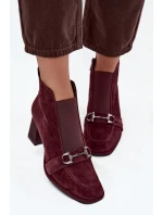 Dámské kotníkové boty z přírodního semiše na podpatku model 21714172 bordó - Artiker