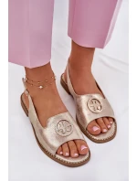 Dámské sandály na plochém podpatku s ozdobou S.Barski KV51-002 zlaté Dámské sandály na plochém podpatku s ozdobou S.Barski KV51-002 zlaté