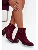 Semišové kotníčkové boty na podpatku s vyztuženým detailem Artiker 57C0016 bordó