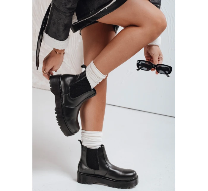 Dámské kozačky s podrážkou černé Dstreet model 21981267 - FashionStreet