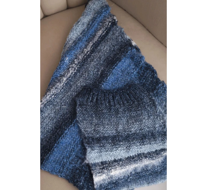 Dámský šátek z měkké a teplé vlny v barevných pruzích KN19 jeansový