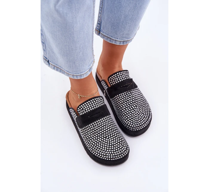 Dámské pantofle zdobené zirkony na platformě černé model 21683239 - Boto Dámské pantofle zdobené zirkony na platformě černé model 21683239 - Boto