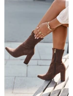 Dámské kozačky na podpatku s prošíváním hnědé Rosivelle Dámské kozačky na podpatku s prošíváním hnědé Rosivelle