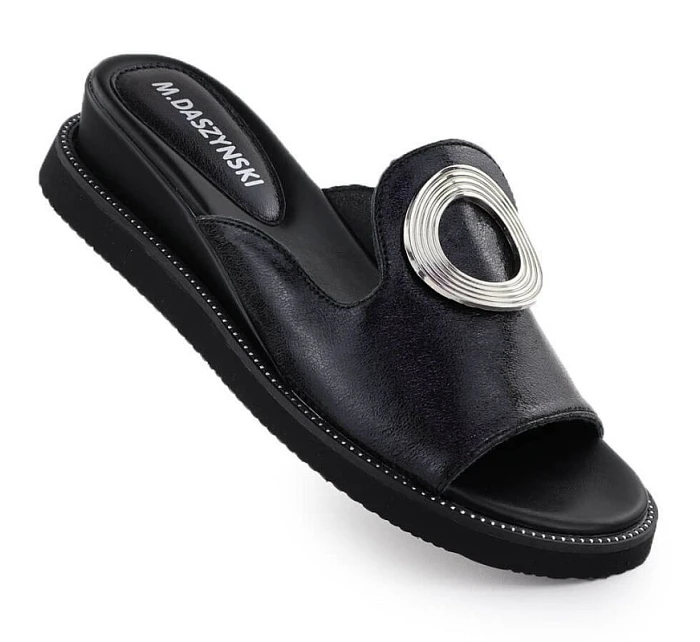 Dámské žabky na nízkém podpatku černé M.Daszynski Dámské žabky na nízkém podpatku černé M.Daszynski