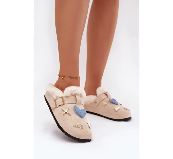 Dámské domácí pantofle se sponou a kožíškem – béžové Thalora Dámské domácí pantofle se sponou a kožíškem – béžové Thalora