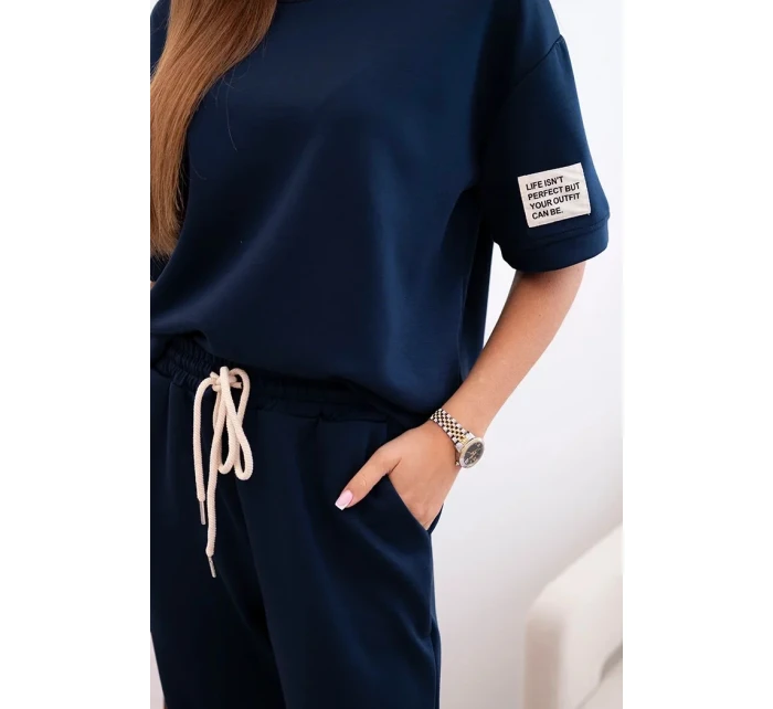 Dámský viskózový komplet s krátkým rukávem a nohavicemi námořnická modř Dámský viskózový komplet s krátkým rukávem a nohavicemi námořnická modř