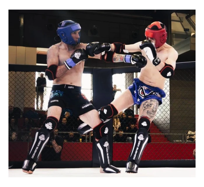 Chrániče návleky s S model 21438252 - DBX Bushido Chrániče návleky s S model 21438252 - DBX Bushido