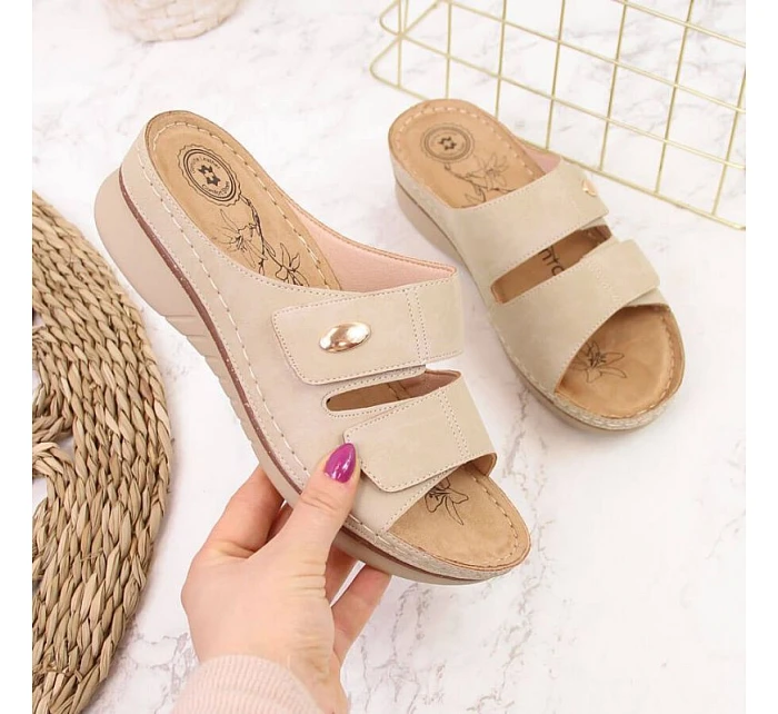 Žabky na suchý zip eVento W EVE224B beige