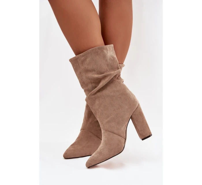 Dámské kotníkové boty na podpatku s třásněmi a vyhřívané béžové model 21757525 - Boto Dámské kotníkové boty na podpatku s třásněmi a vyhřívané béžové model 21757525 - Boto