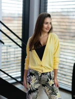 Svetr na zapínání  model 164571 Sensis