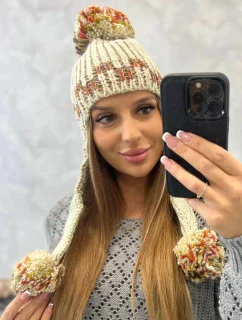 Dámská klapka na uši Nadia model 18751627 béžová - K-Fashion