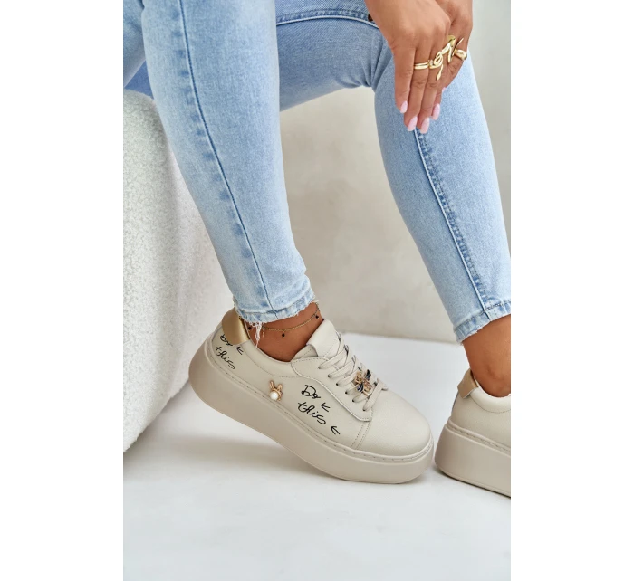Dámské Kožené Sneakersy Na Platformě S A Béžové model 21675580 - VINCEZA Dámské Kožené Sneakersy Na Platformě S A Béžové model 21675580 - VINCEZA