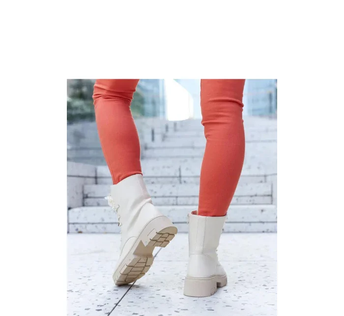 Boty model 205782 Solea Boty model 205782 Solea