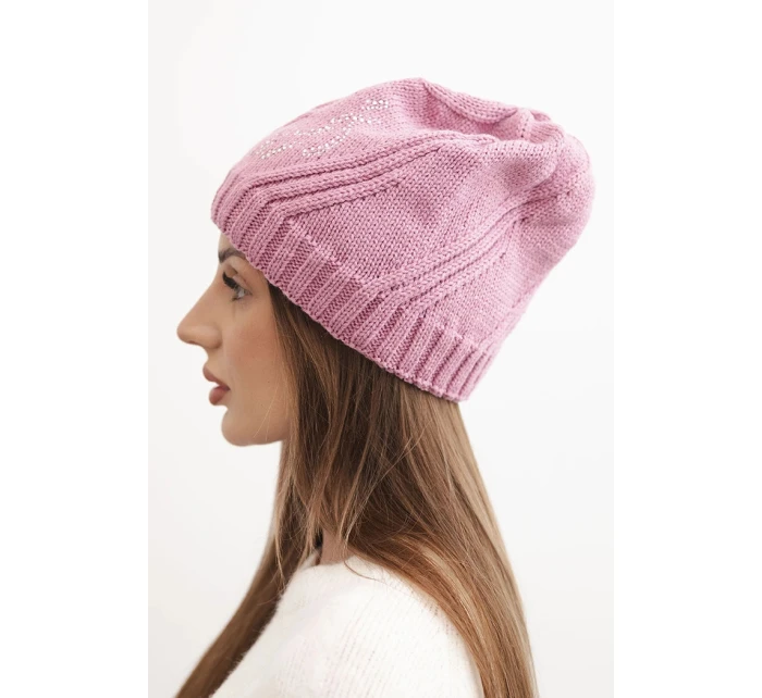 Dámská zimní čepice s vlnou a ozdobou z kamínků model 21783045 světle fialová - K-Fashion Dámská zimní čepice s vlnou a ozdobou z kamínků model 21783045 světle fialová - K-Fashion