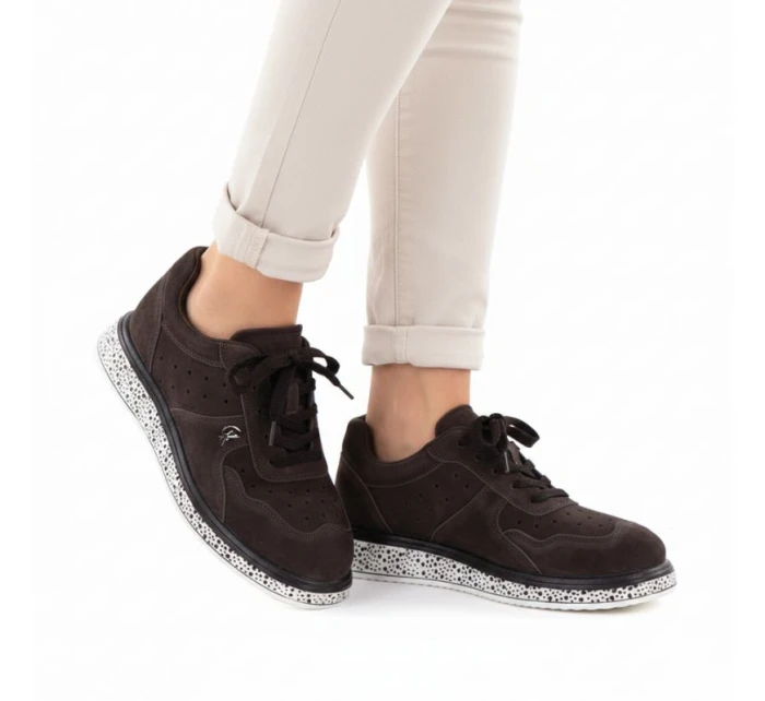 Dámské semišové hnědé kožené polobotky Vinceza 66903