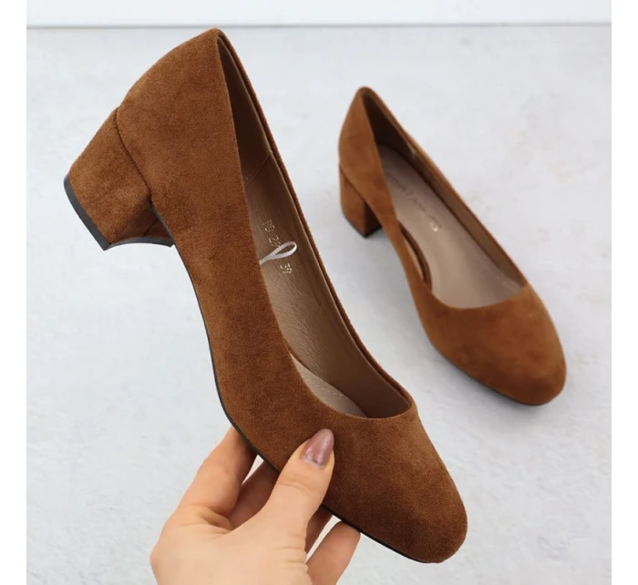 Velbloudí semišové lodičky na klínku Sergio Leone PB291 Velbloudí semišové lodičky na klínku Sergio Leone PB291