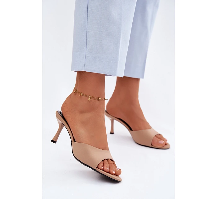 Dámské sandály na podpatku látkové Béžové model 22111314 - Boto