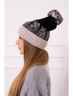 Dámská čepice s bambulí Abigail K326 black+beige Dámská čepice s bambulí Abigail K326 black+beige