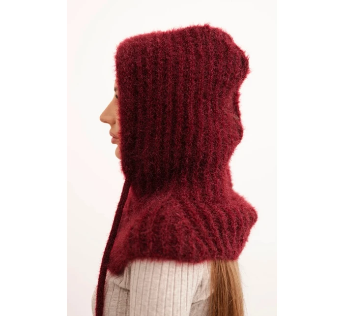 Dámská čepice s kapucí a jemným vzorem se šňůrkami bordový