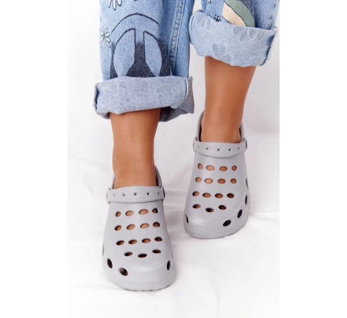 Dámské Nazouváky šedé Pěnové Crocsy EVA Dámské Nazouváky šedé Pěnové Crocsy EVA