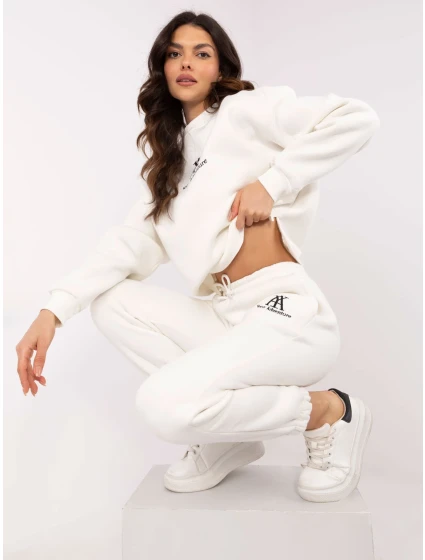 Sada EM KMPL model 20822478 ecru - FPrice