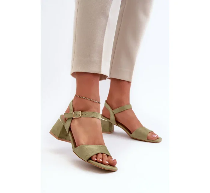 Dámské sandály na bloku z ekologického semiše, zelená Leisha Dámské sandály na bloku z ekologického semiše, zelená Leisha