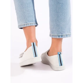 Pohodlné dámské bílé tenisky bez podpatku Pohodlné dámské bílé tenisky bez podpatku