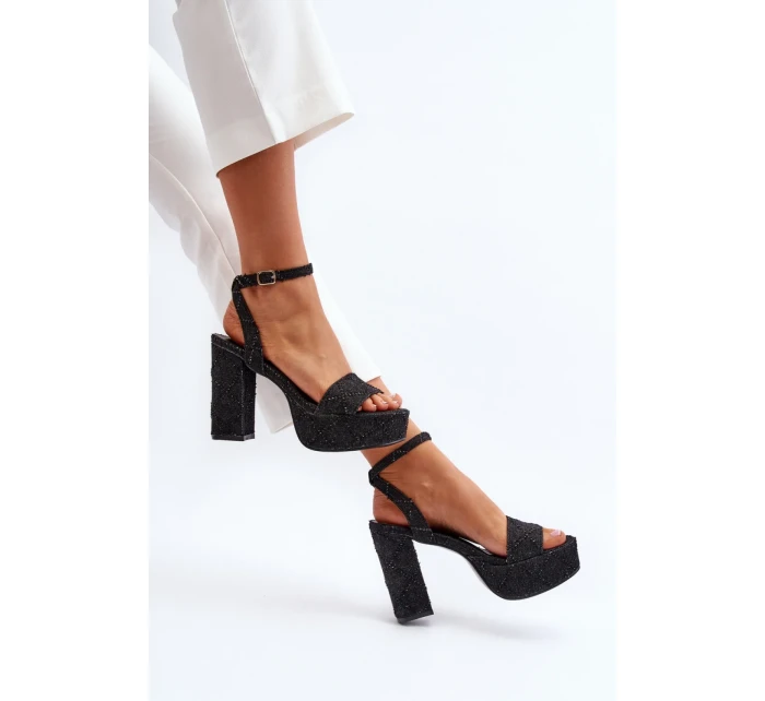 Sandály na podpatku  model 194142 Step in style
