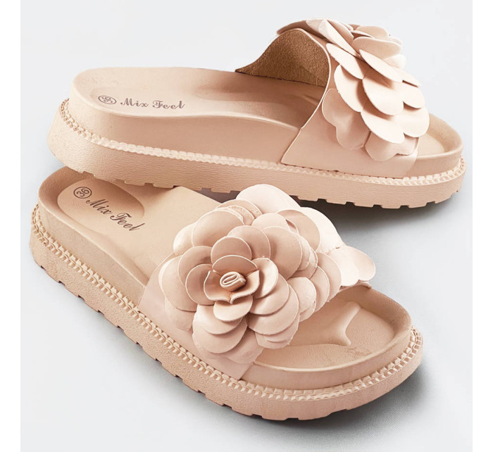 Béžové dámské pantofle s květinou (CM-41)