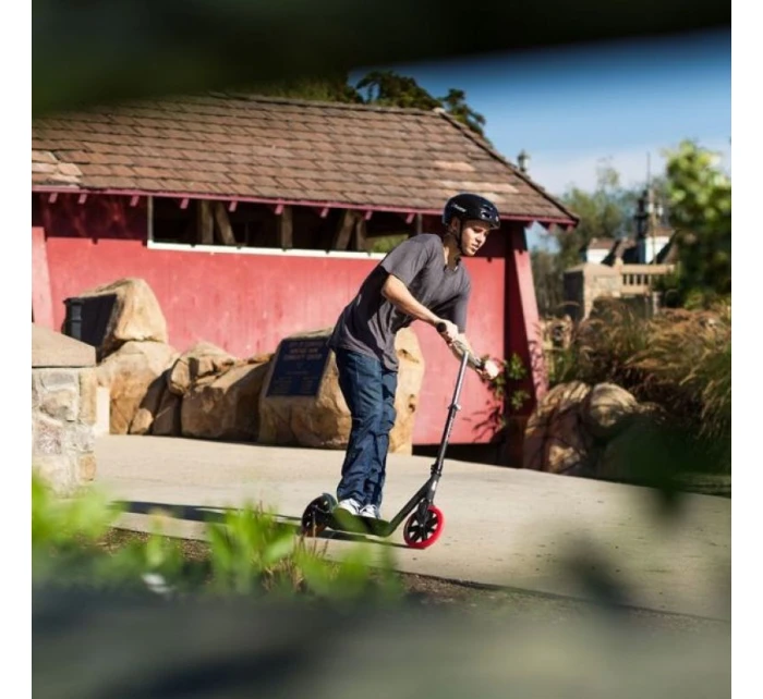 Koloběžka Lux model 20907622 - Razor Koloběžka Lux model 20907622 - Razor