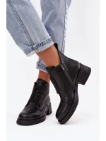 Dámské kožené kotníkové boty na podpatku s ozdobou D&A – černé Dámské kožené kotníkové boty na podpatku s ozdobou D&A – černé