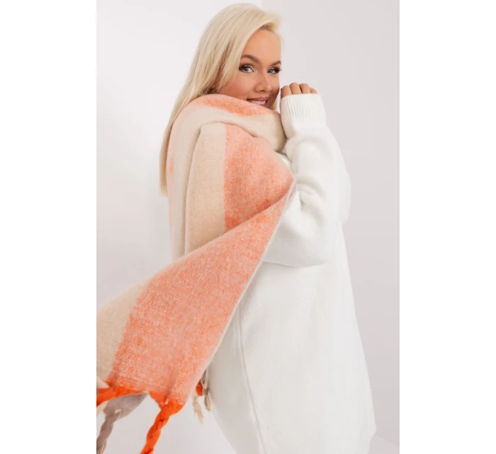 Šála model 190545 AT Šála model 190545 AT