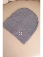 Dámská čepice z modalu a viskózy s ozdobným knoflíkem tmavě šedá Dámská čepice z modalu a viskózy s ozdobným knoflíkem tmavě šedá