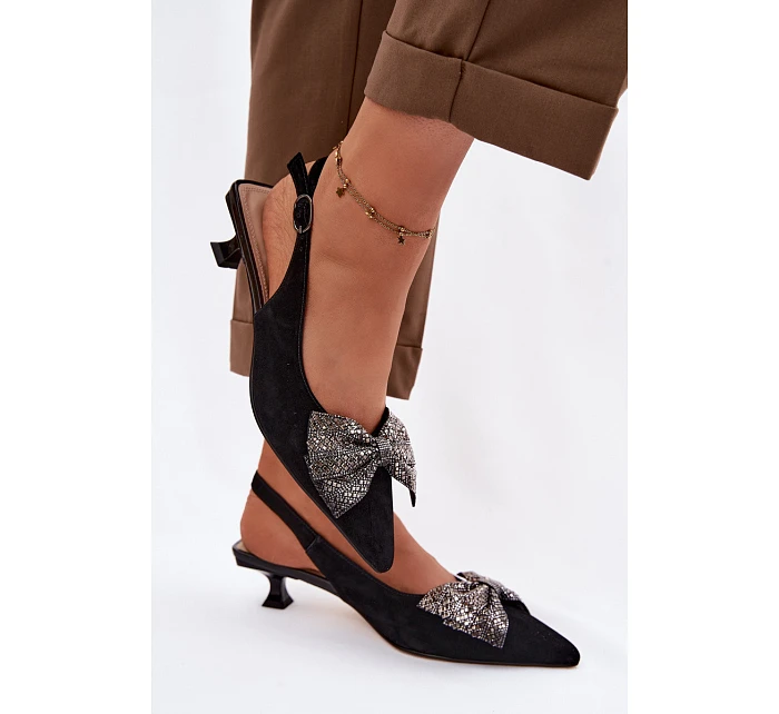 Kožené semišové sandály s mašlí na podpatku model 22100311 černé - D&A