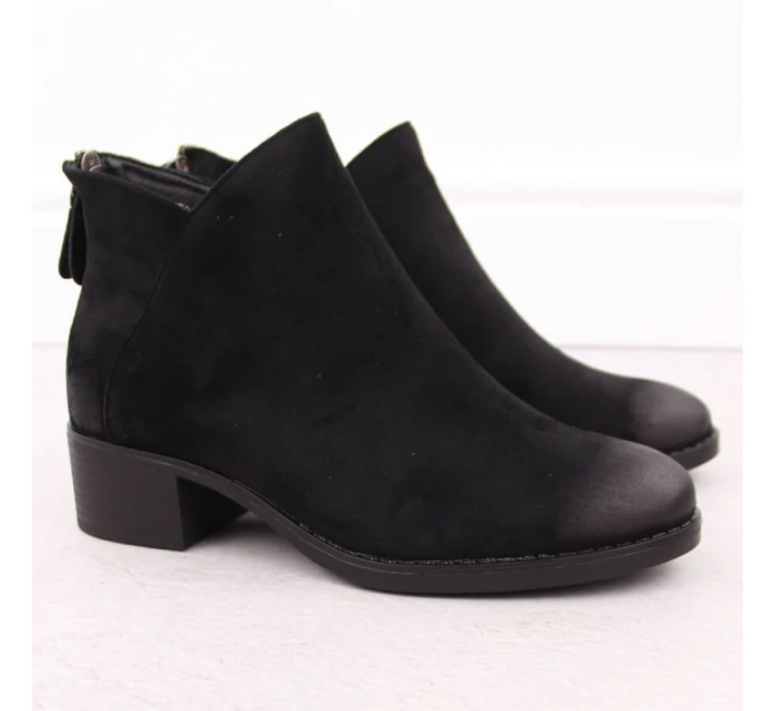 Dámské boty na bloku zateplené černé Potocki 12472 Dámské boty na bloku zateplené černé Potocki 12472