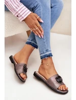 Dámské Pantofle Na Plochém Podpatku S Ozdobným Grafitové model 21698269 - S.Barski Dámské Pantofle Na Plochém Podpatku S Ozdobným Grafitové model 21698269 - S.Barski