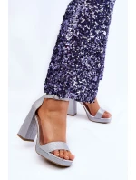 Lesklé Sandály Na Mohutném Podpatku Stříbrné Calmi Lesklé Sandály Na Mohutném Podpatku Stříbrné Calmi