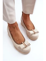 Kožené baleríny na platformě s ozdobou krémové Lewski model 21644614 - Boto